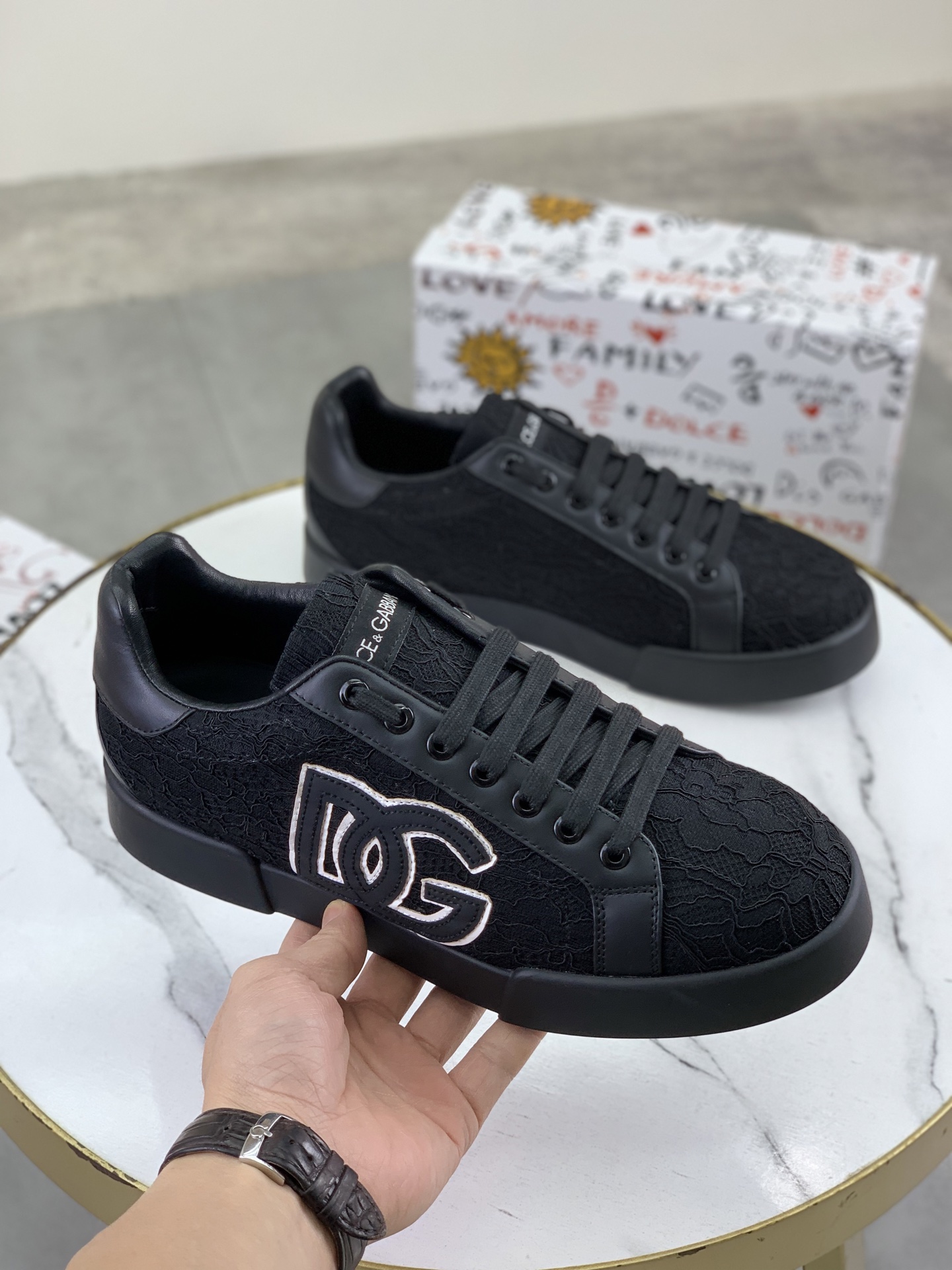 olce & Gabbana shoe